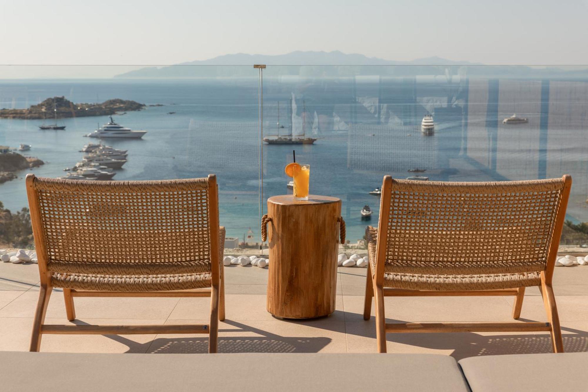 Calma Suites Mykonos プサロウ エクステリア 写真