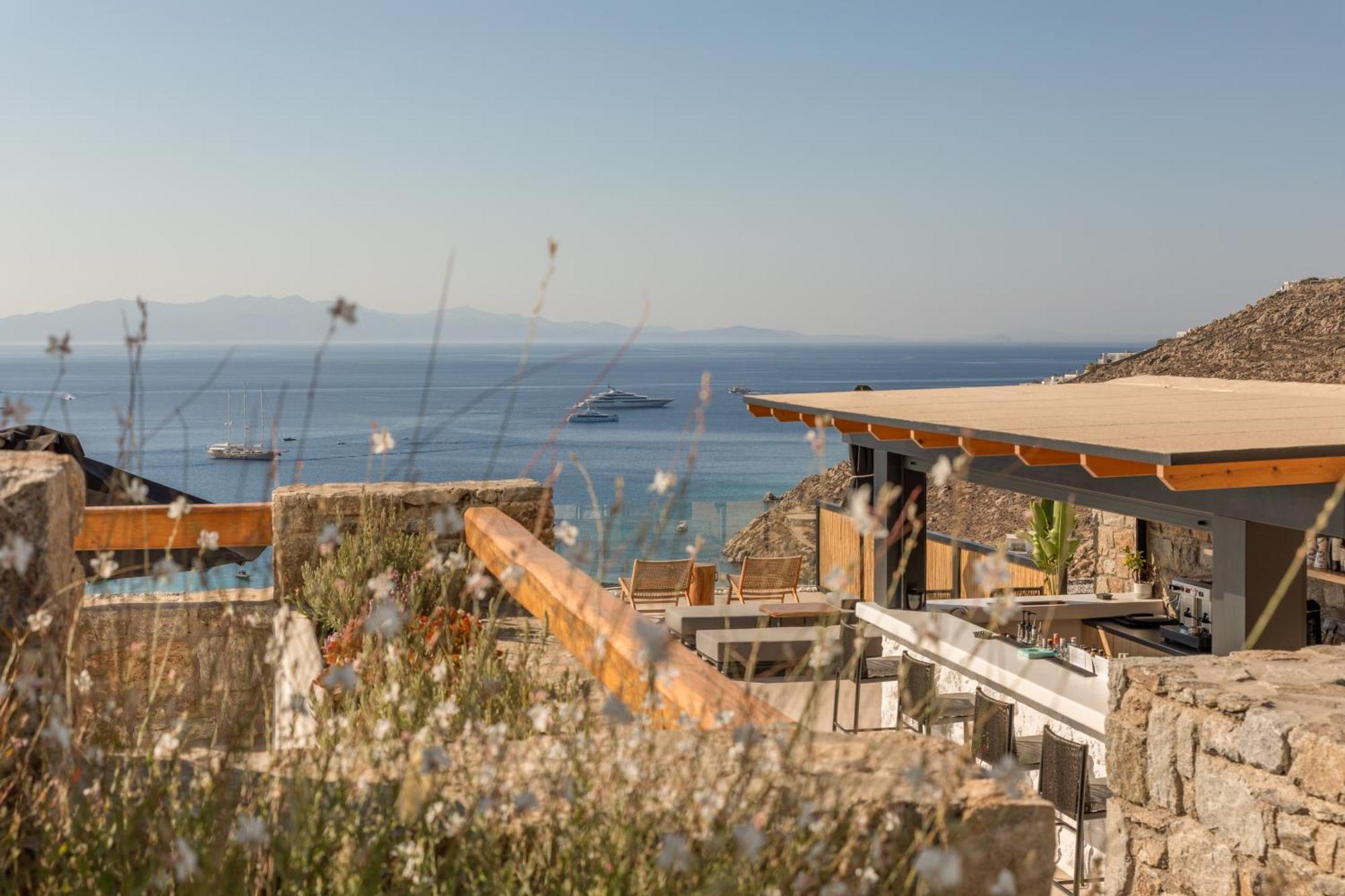 Calma Suites Mykonos プサロウ エクステリア 写真