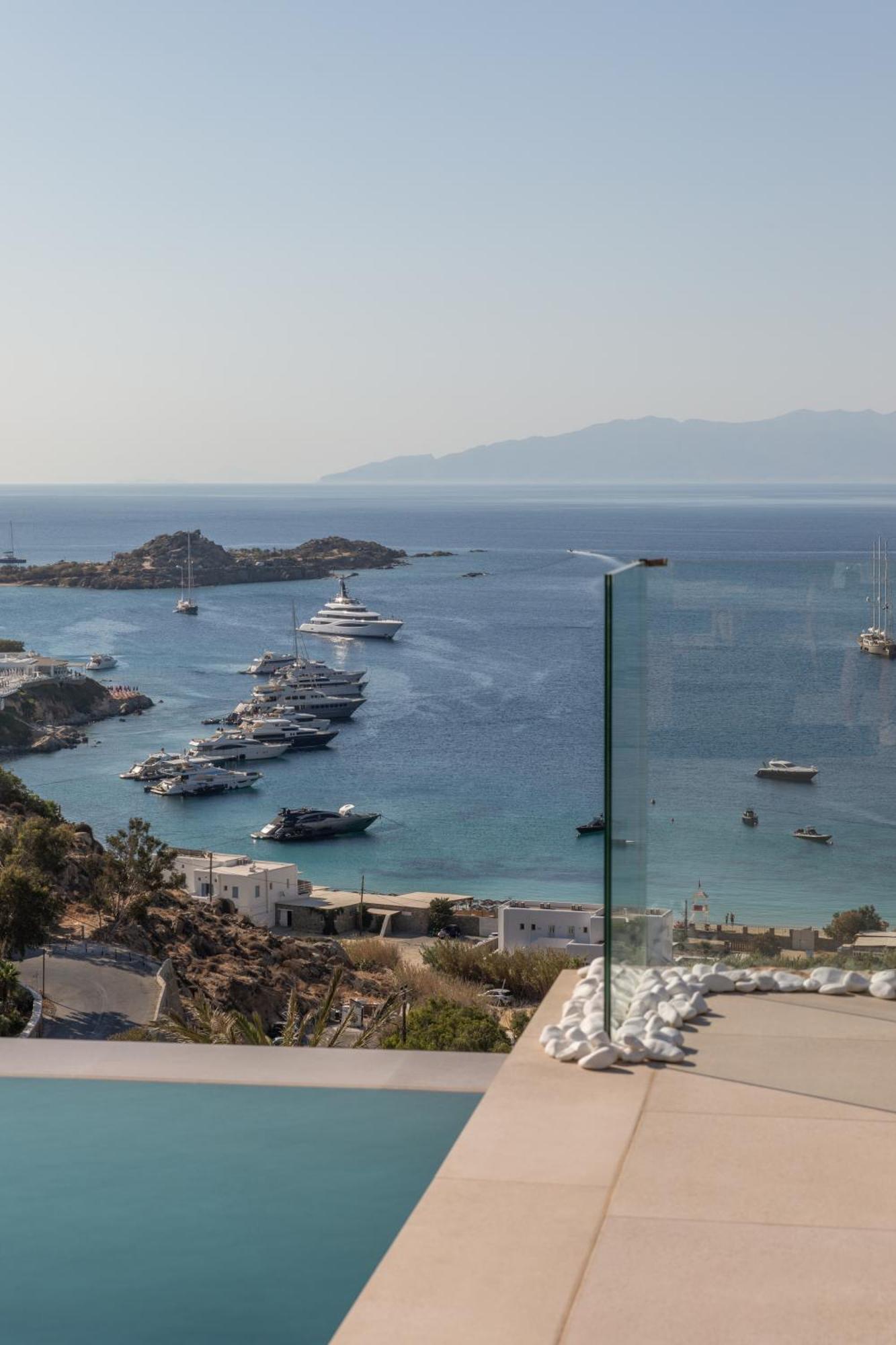 Calma Suites Mykonos プサロウ エクステリア 写真